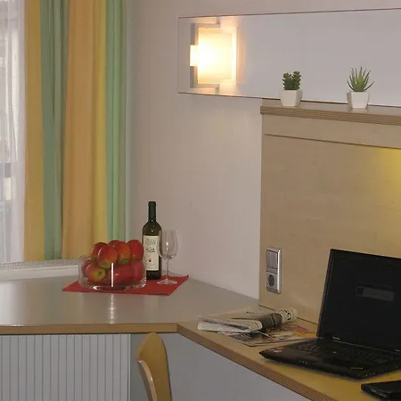 Ξενοδοχείο Bold Zentrum 3*